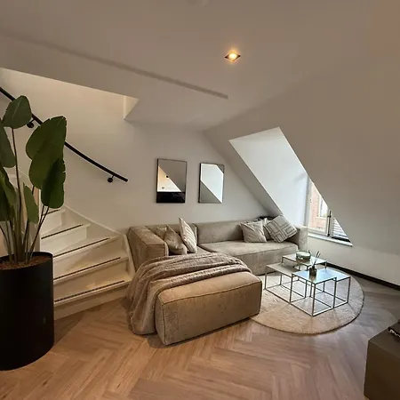 شقة Spacious 2Br Penthouse Duplex With Private Rooftop Terrace Near Amsterdam Museums *
